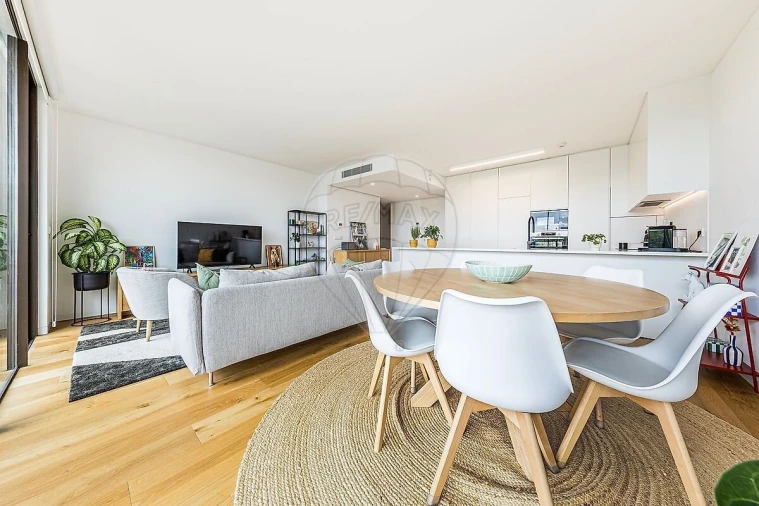 Apartamento T2 para Venda em Benfica Foto 11