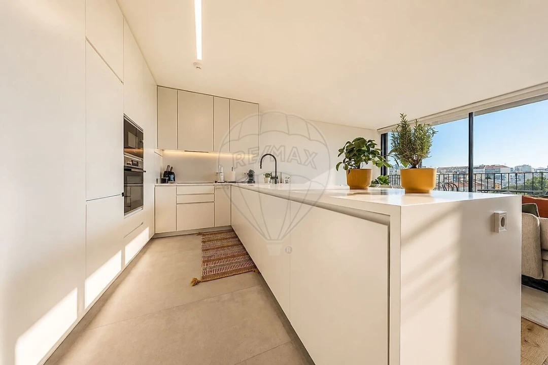 Apartamento T2 para Venda em Benfica Foto 6