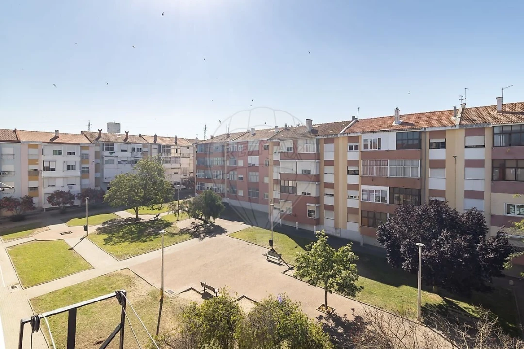 Apartamento T2 para Venda em Barreiro e Lavradio Foto 19