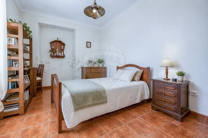 Moradia T6 para Venda em Azeitão (São Lourenço e São Simão)