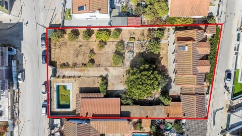 Moradia T6 para Venda em Azeitão (São Lourenço e São Simão)