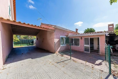 Moradia T6 para Venda em Azeitão (São Lourenço e São Simão)
