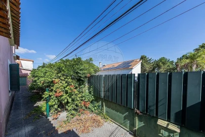Moradia T6 para Venda em Azeitão (São Lourenço e São Simão)