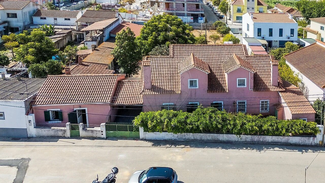 Moradia T6 para Venda em Azeitão (São Lourenço e São Simão) Foto 11