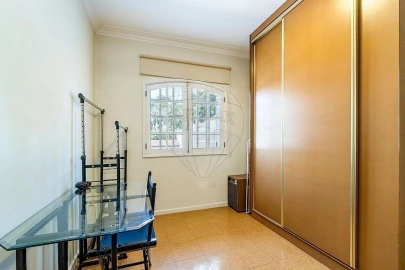 Moradia T4 para Venda em Arcozelo