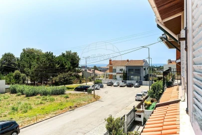 Moradia T4 para Venda em Arcozelo