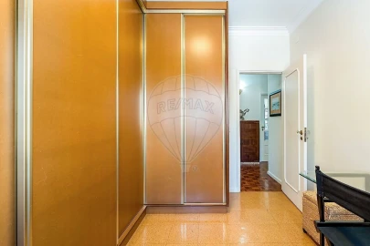 Moradia T4 para Venda em Arcozelo