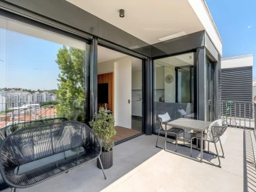 Apartamento T3 para Venda em Carnaxide e Queijas