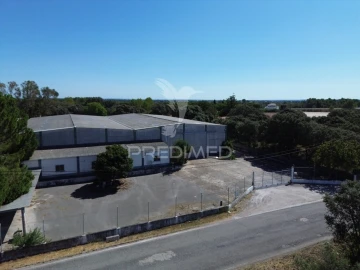 Armazém para Venda em Bugalhos