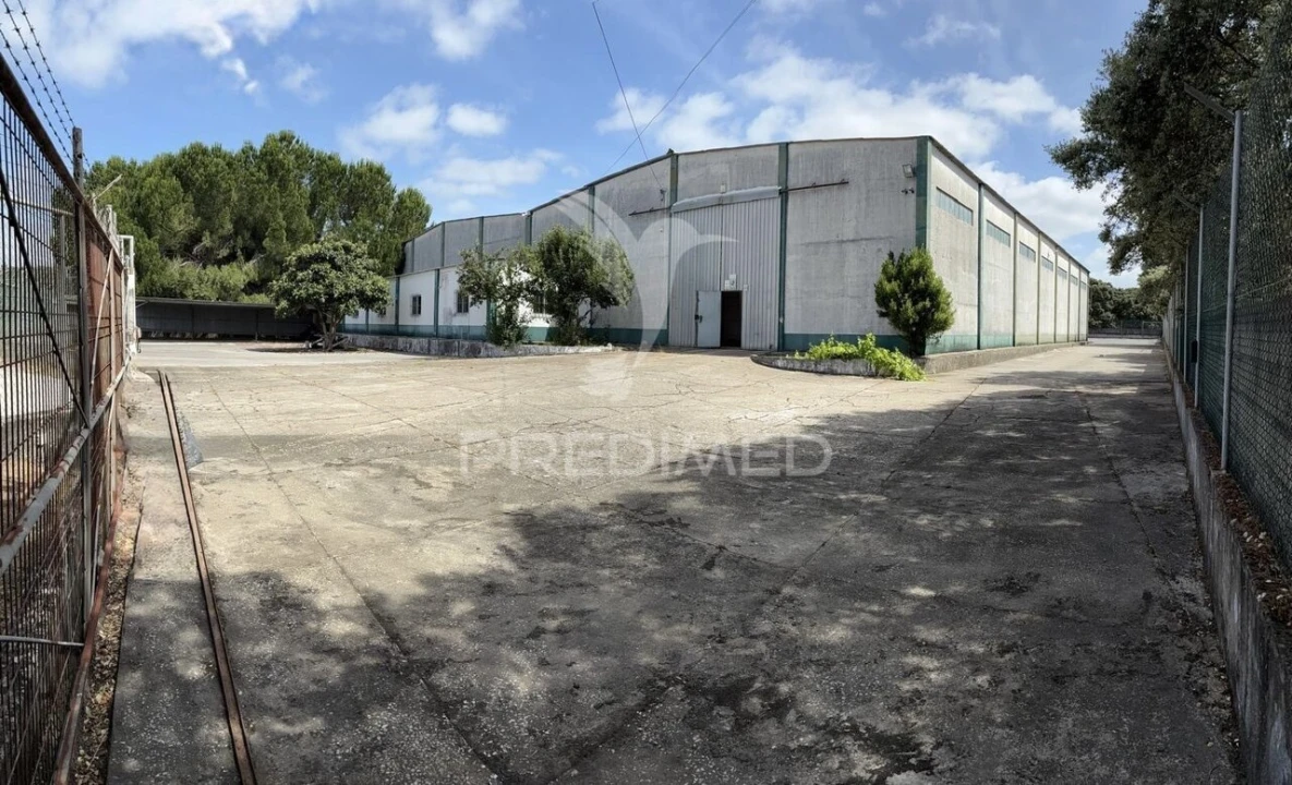 Armazém para Venda em Bugalhos Foto 16