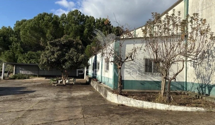 Armazém para Venda em Bugalhos Foto 18