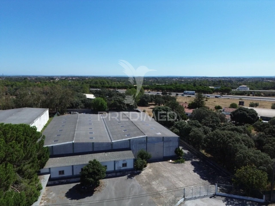 Armazém para Venda em Bugalhos Foto 2