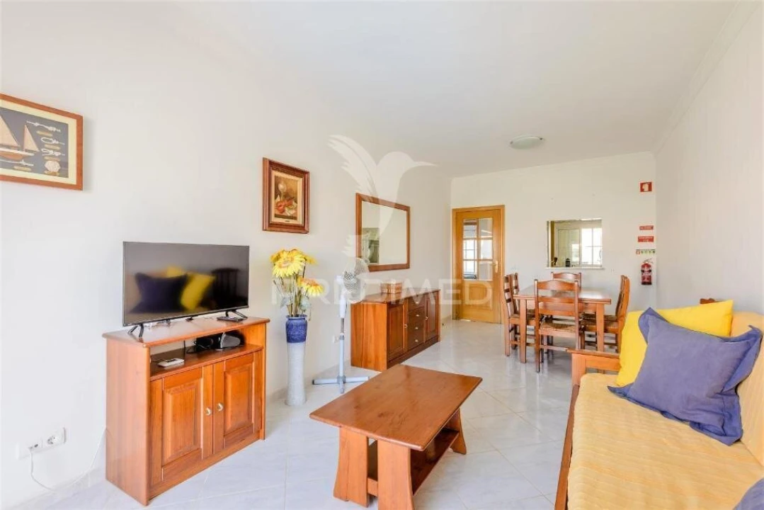 Apartamento T2 para Venda em Quarteira Foto 4