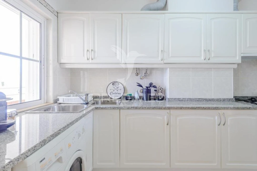 Apartamento T2 para Venda em Quarteira Foto 10