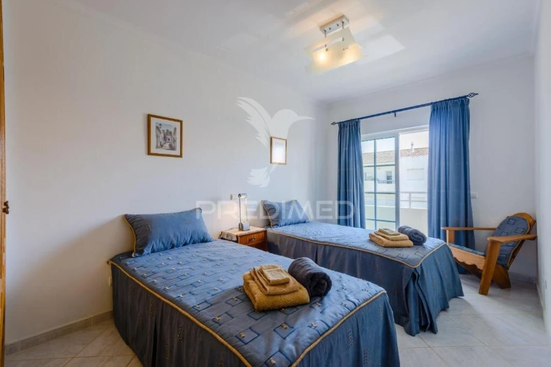 Apartamento T2 para Venda em Quarteira Foto 19