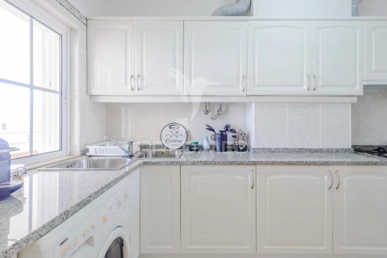 Apartamento T2 para Venda em Quarteira Foto 10