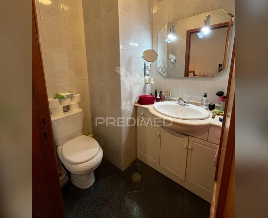 Apartamento T2 para Venda em Mafamude e Vilar do Paraíso Foto 11
