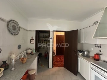Apartamento T4 para Venda em Almeirim