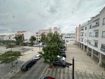 Apartamento T4 para Venda em Almeirim