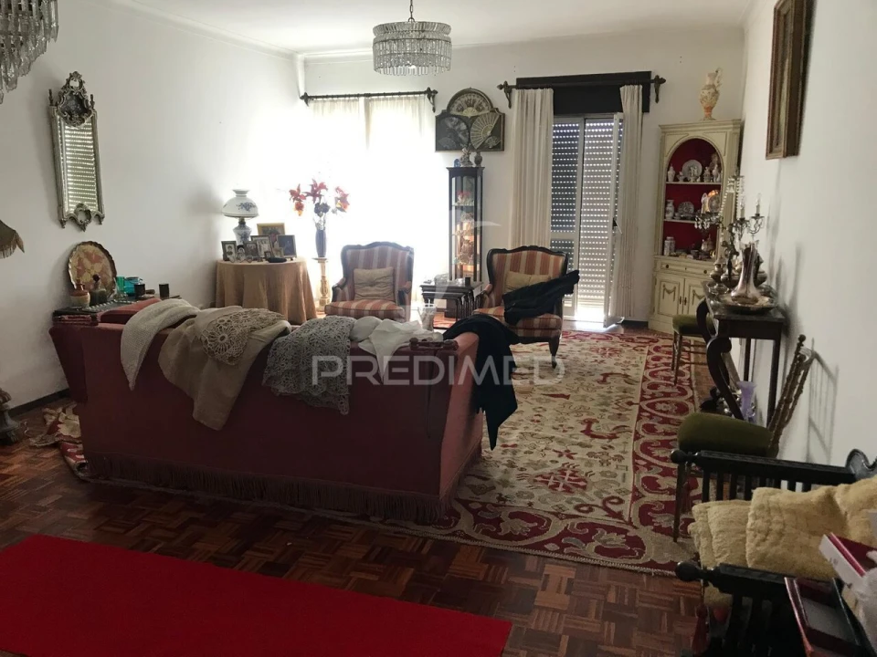 Apartamento T4 para Venda em Almeirim Foto 1