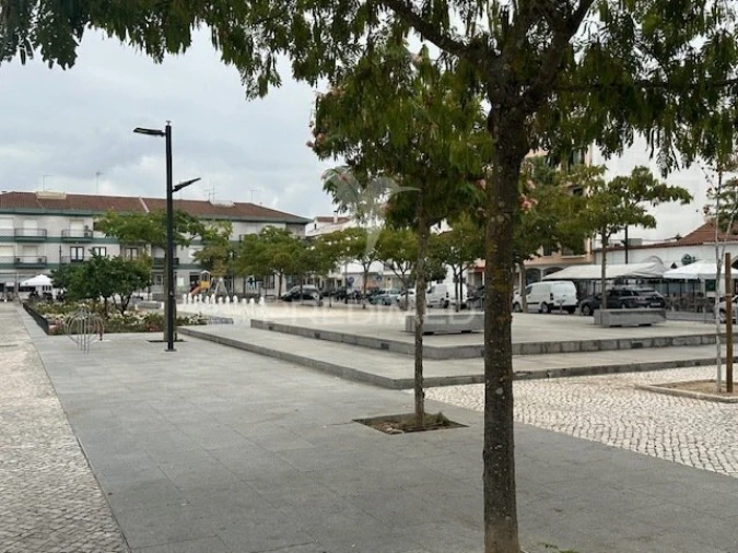 Apartamento T4 para Venda em Almeirim Foto 17