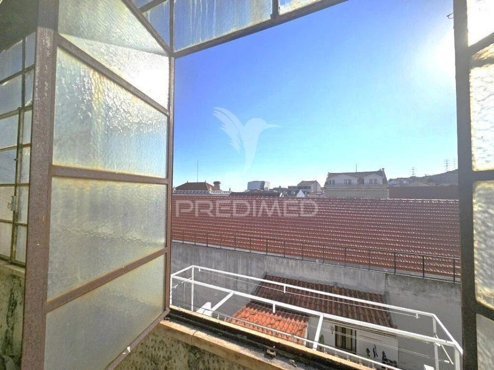 Apartamento T2 para Venda em Vila Franca de Xira Foto 19