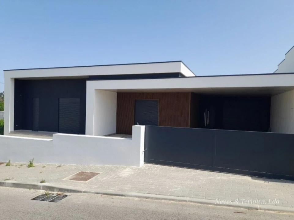 Moradia T3 para Venda em Souto da Carpalhosa e Ortigosa Foto 23