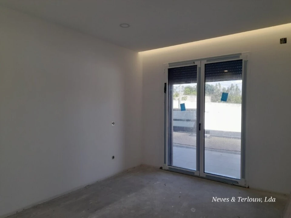Moradia T3 para Venda em Souto da Carpalhosa e Ortigosa Foto 9