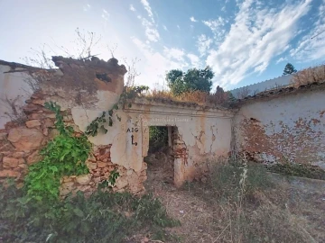 Prédio para Venda em Boliqueime