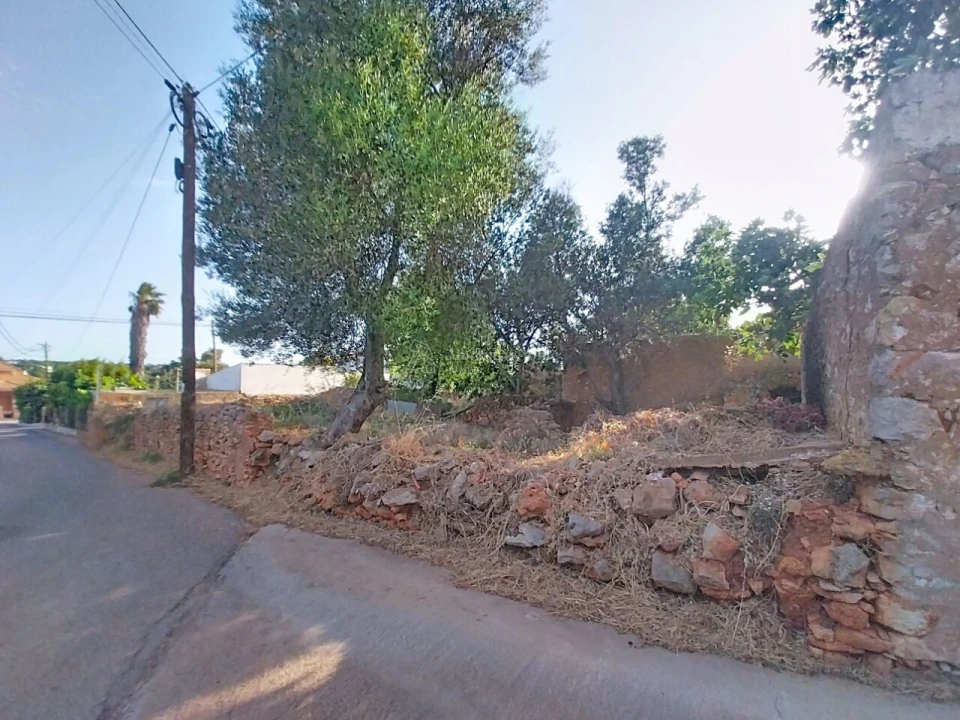 Moradia T3 para Venda em Boliqueime Foto 8