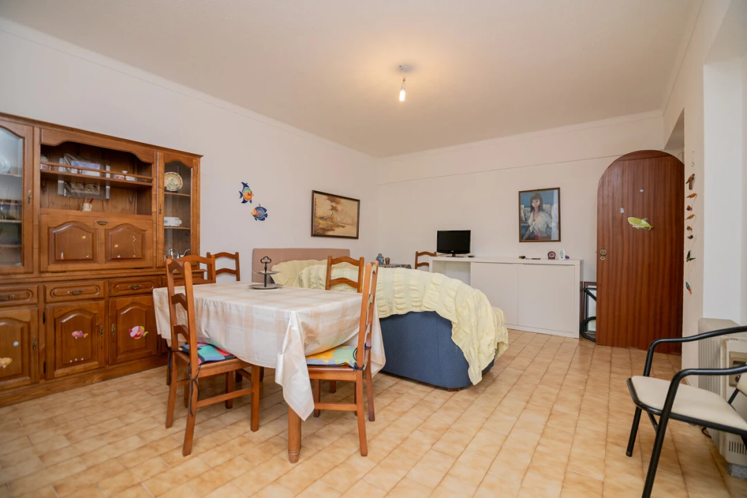 Apartamento T1 para Venda em Portimão Foto 7