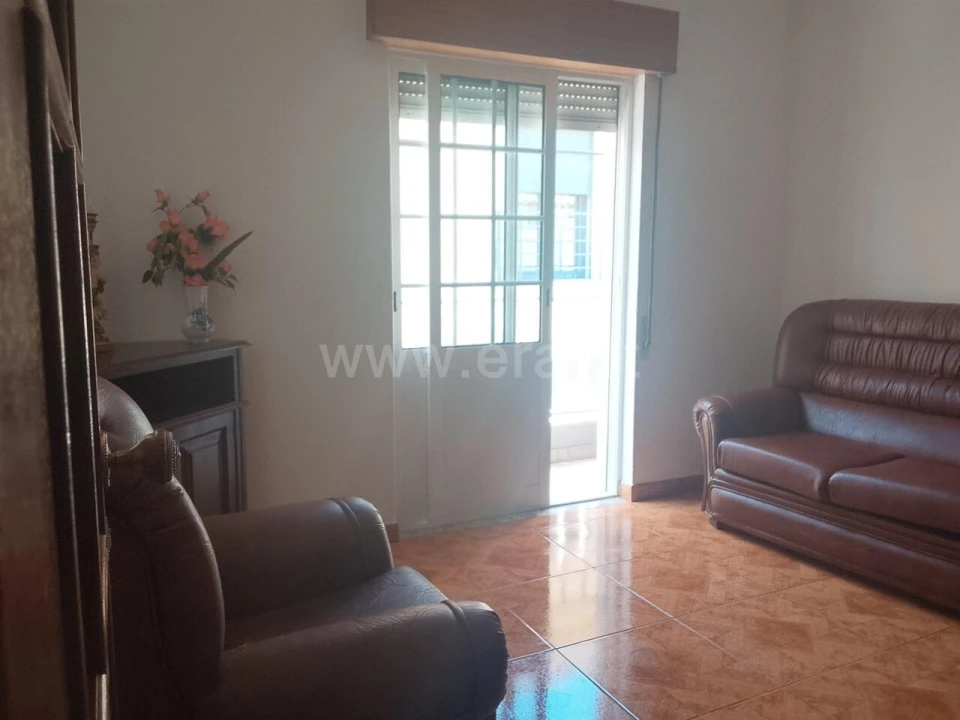 Moradia T3 para Venda em Souto da Casa Foto 8