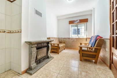Moradia T3 para Venda em Souto da Casa