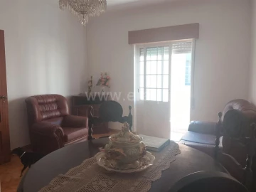 Moradia T3 para Venda em Souto da Casa