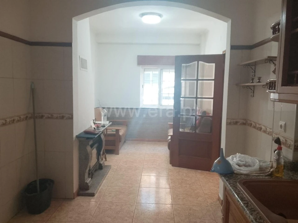 Moradia T3 para Venda em Souto da Casa Foto 6