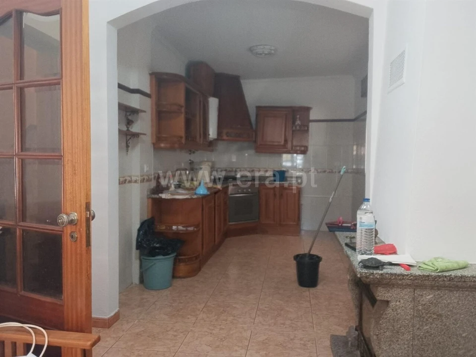 Moradia T3 para Venda em Souto da Casa Foto 3