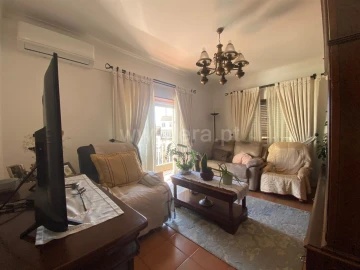 Apartamento T2 para Venda em Fundão, Valverde, Donas, A. Joanes, A. Nova Cabo