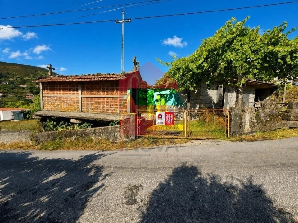 Terreno para Venda em Aboim da Nóbrega e Gondomar Foto 1