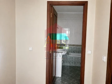 Apartamento T1 para Venda em Nogueira, Fraião e Lamaçães