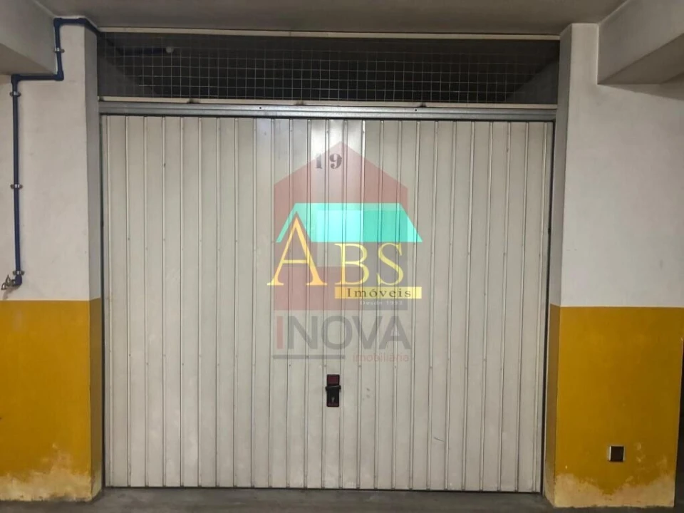 Apartamento T1 para Venda em Nogueira, Fraião e Lamaçães Foto 13