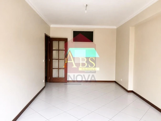 Apartamento T1 para Venda em Nogueira, Fraião e Lamaçães Foto 4