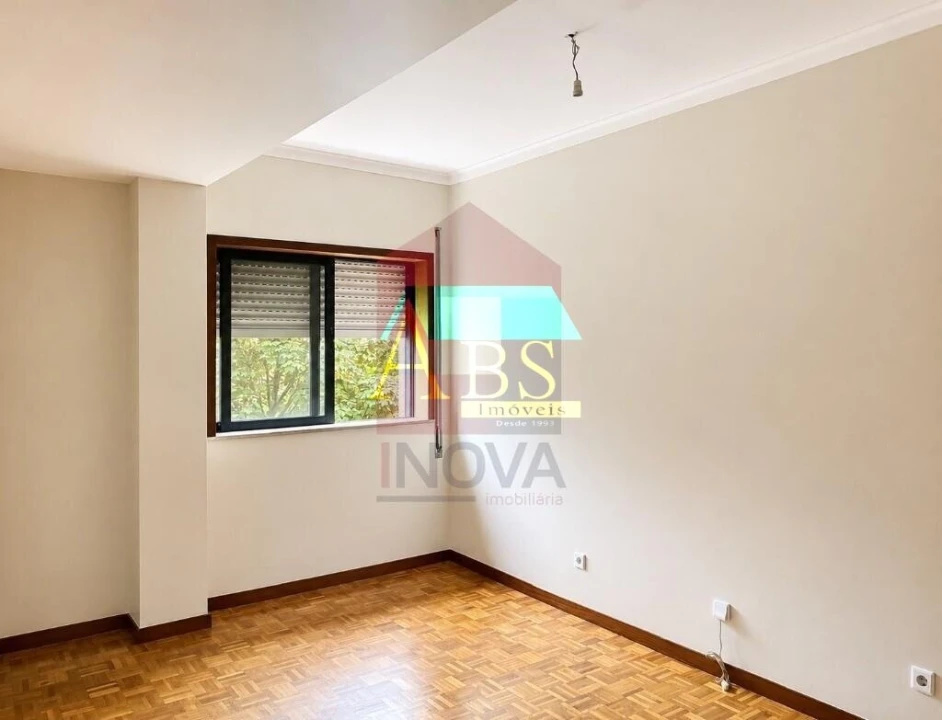 Apartamento T1 para Venda em Nogueira, Fraião e Lamaçães Foto 6