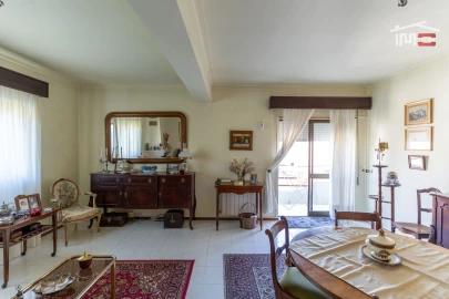 Apartamento T3 para Venda em Fatima