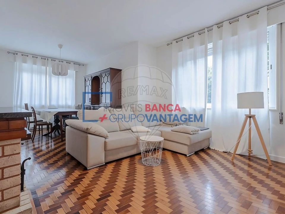 Apartamento T3 para Venda em Lordelo do Ouro e Massarelos Foto 8