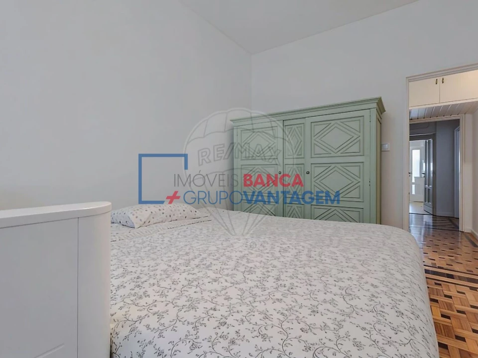 Apartamento T3 para Venda em Lordelo do Ouro e Massarelos Foto 14