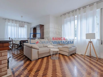 Apartamento T3 para Venda em Lordelo do Ouro e Massarelos