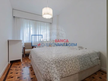 Apartamento T3 para Venda em Lordelo do Ouro e Massarelos