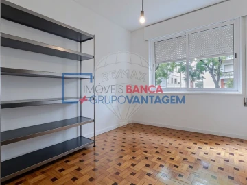 Apartamento T3 para Venda em Lordelo do Ouro e Massarelos
