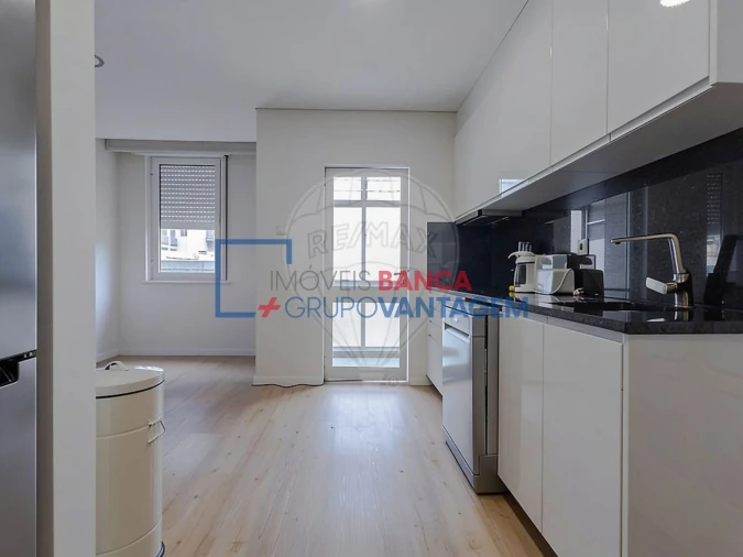 Apartamento T3 para Venda em Lordelo do Ouro e Massarelos Foto 5