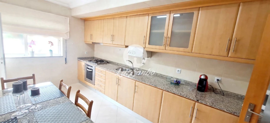 Apartamento T2 para Venda em Pousa Foto 9